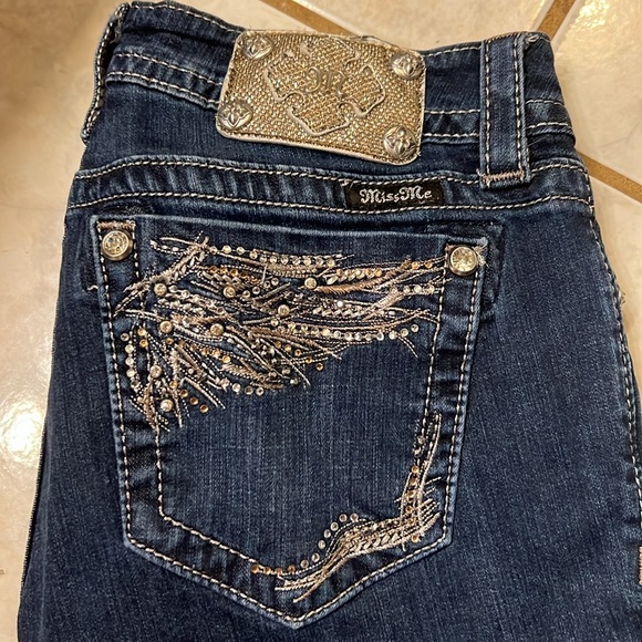 Miss Me 29x33 - Picture 3 of 11